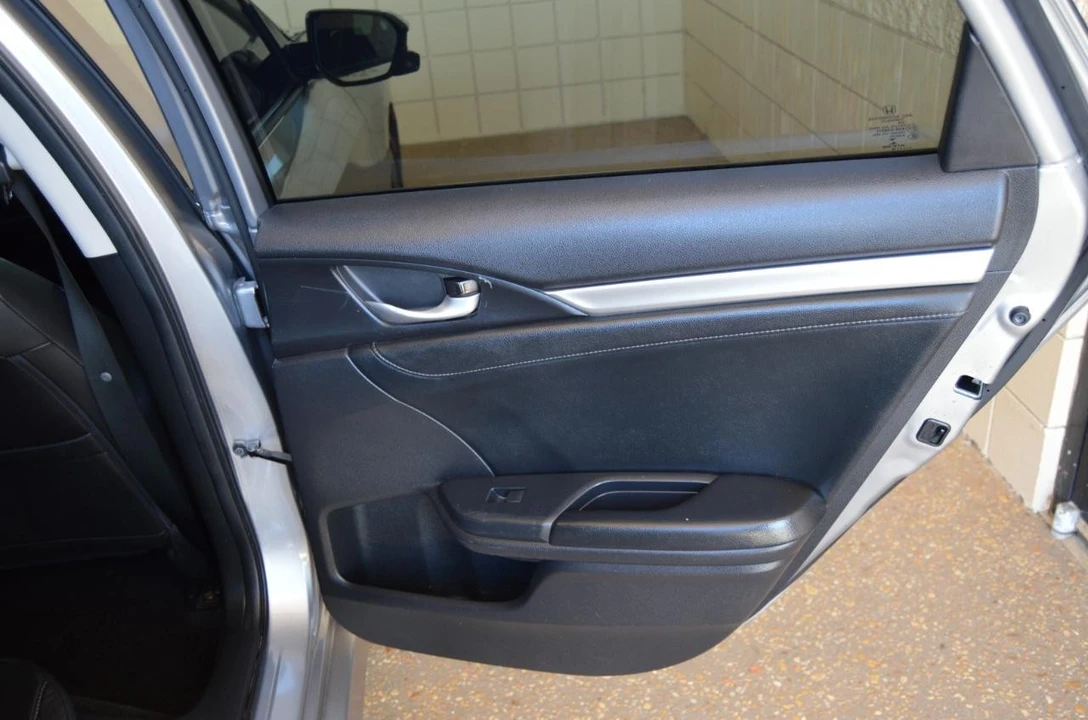 2016 Honda Civic 10th Gen - Image 25 of 29