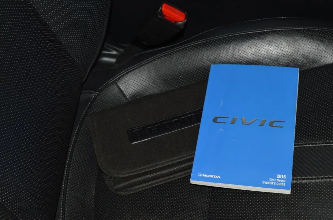 2016 Honda Civic 10th Gen - Image 28 of 29