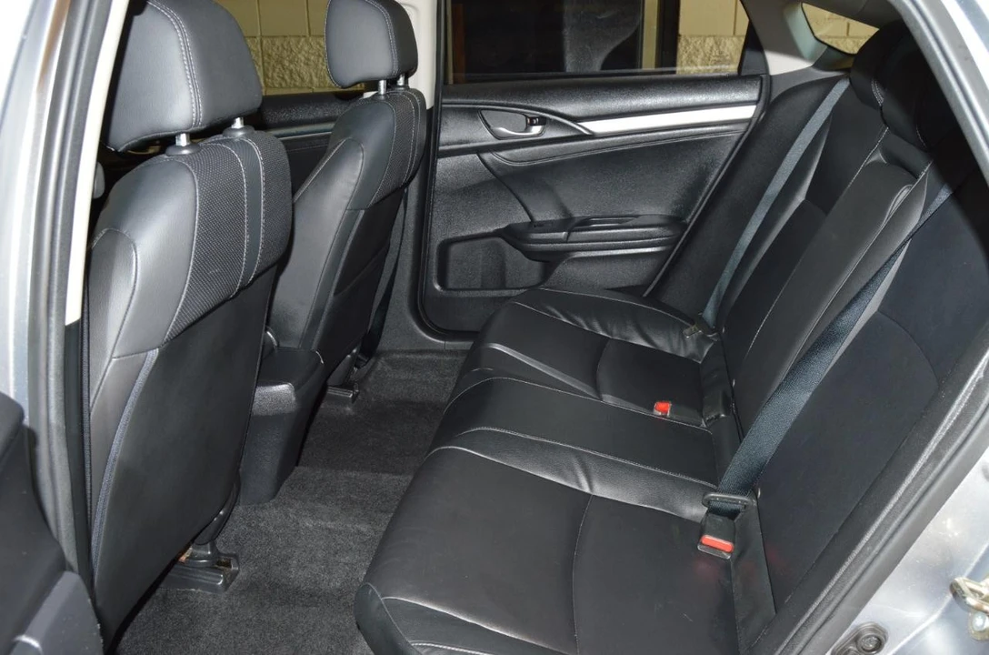 2016 Honda Civic 10th Gen - Image 6 of 29