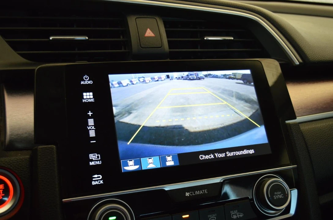 2016 Honda Civic 10th Gen - Image 20 of 29