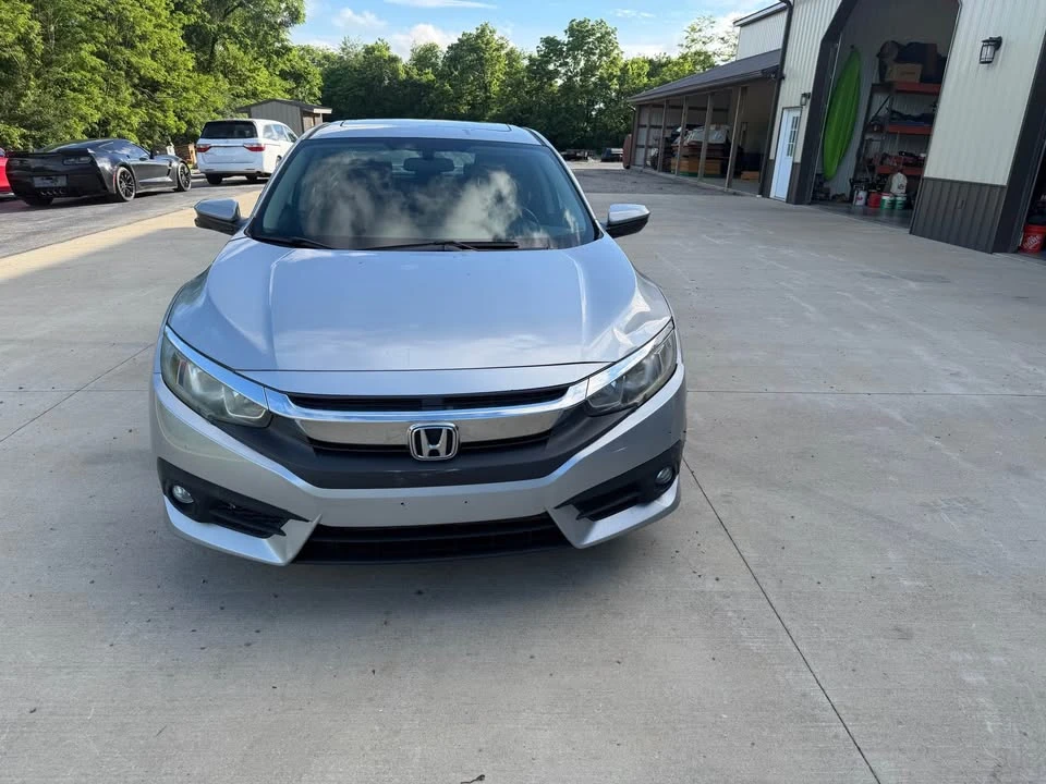2016 Honda Civic 10th Gen - Image 2 of 6