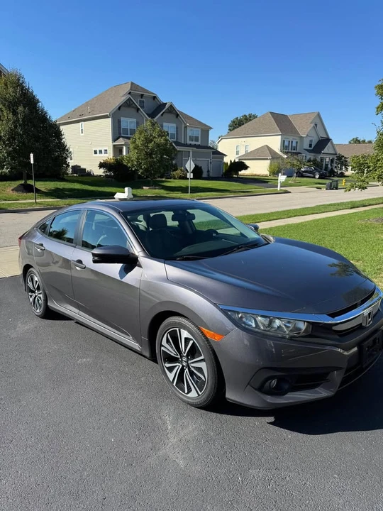 2016 Honda Civic 10th Gen - Image 4 of 8