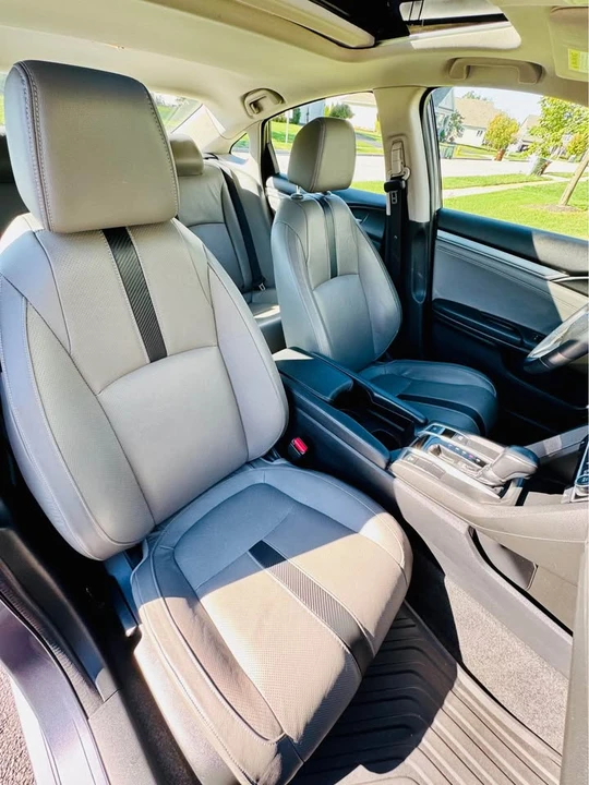 2016 Honda Civic 10th Gen - Image 3 of 8