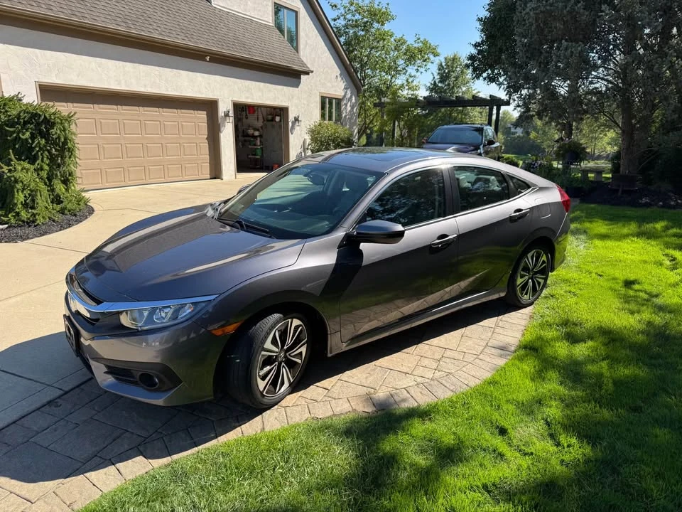 2016 Honda Civic 10th Gen - Image 7 of 8