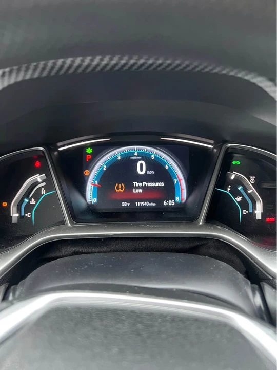 2016 Honda Civic 10th Gen - Image 12 of 13