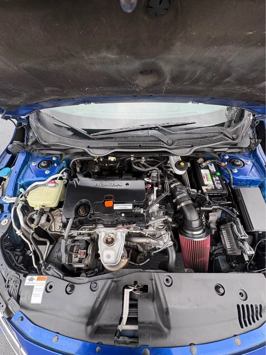 2016 Honda Civic 10th Gen - Image 9 of 10
