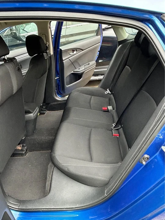 2016 Honda Civic 10th Gen - Image 7 of 11