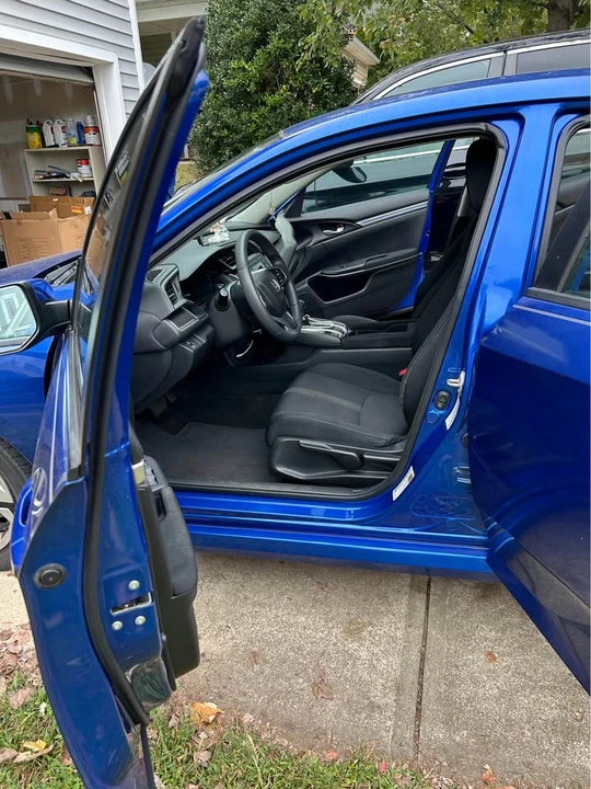 2016 Honda Civic 10th Gen - Image 9 of 11
