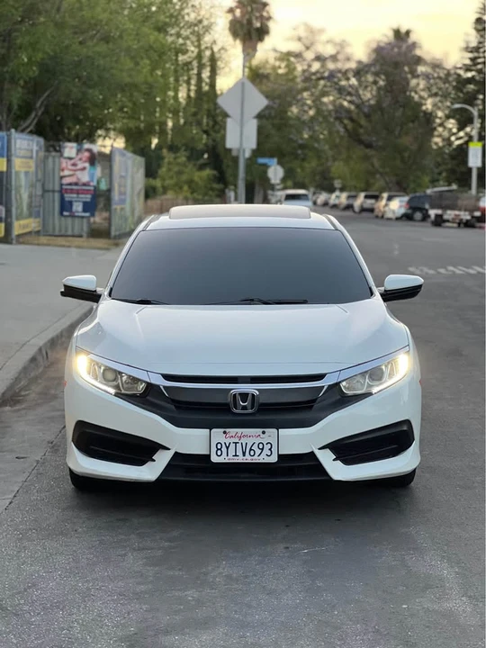 2016 Honda Civic 10th Gen - Image 2 of 17