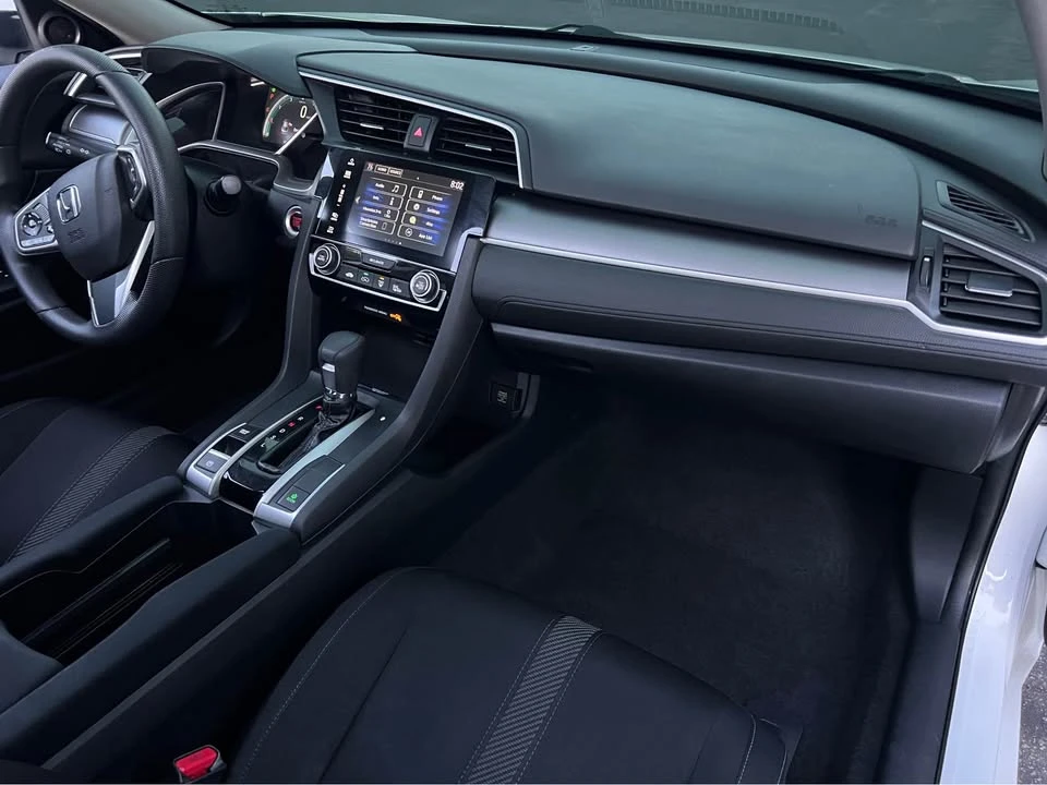 2016 Honda Civic 10th Gen - Image 15 of 17