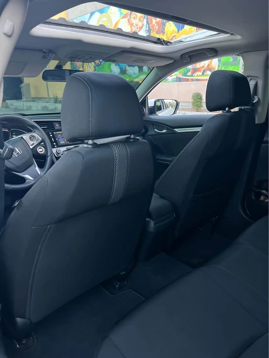 2016 Honda Civic 10th Gen - Image 9 of 17