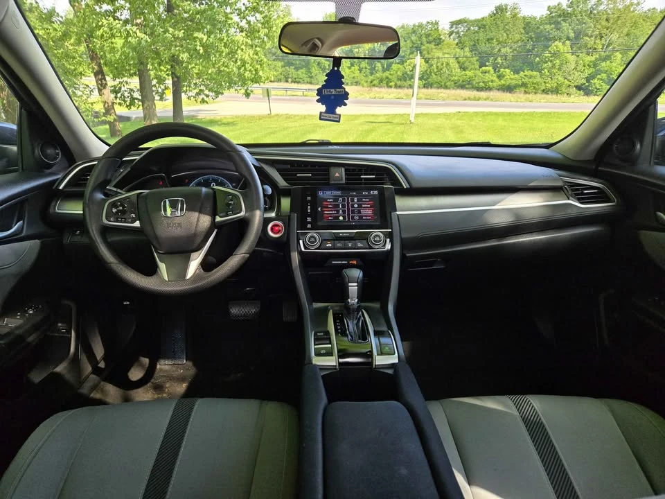 2016 Honda Civic 10th Gen - Image 2 of 17