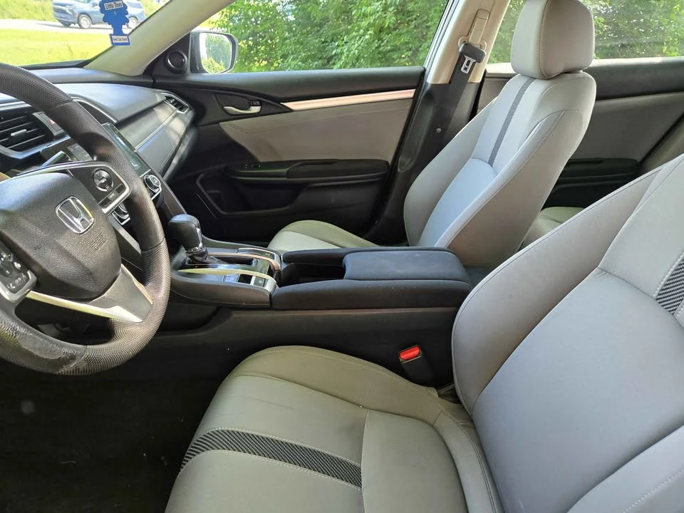 2016 Honda Civic 10th Gen - Image 6 of 17