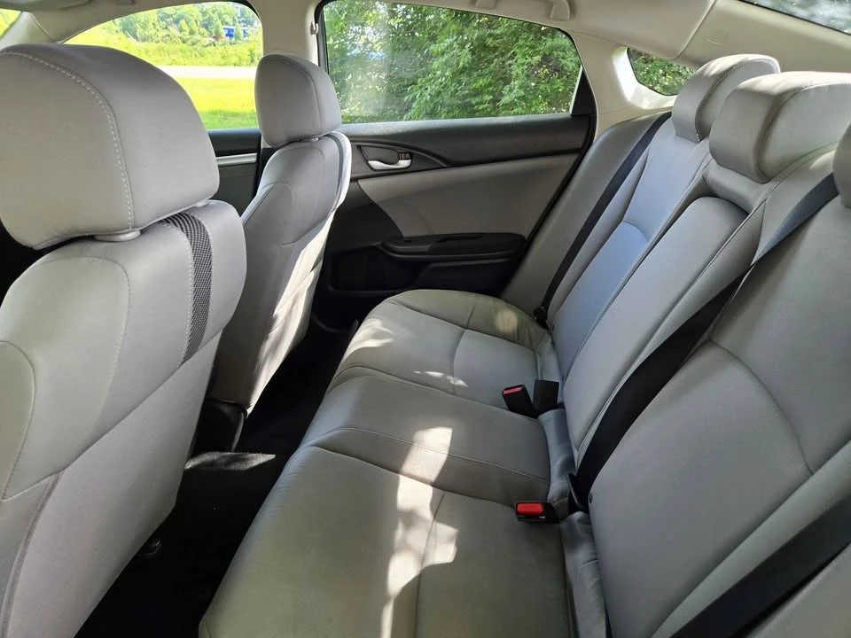 2016 Honda Civic 10th Gen - Image 7 of 17