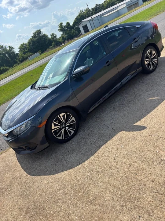 2016 Honda Civic 10th Gen - Image 6 of 9