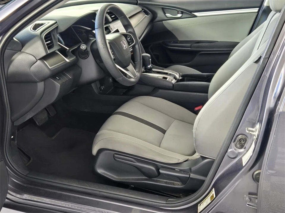 2016 Honda Civic 10th Gen - Image 7 of 12