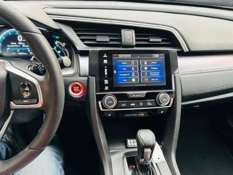 2016 Honda Civic 10th Gen - Image 10 of 12
