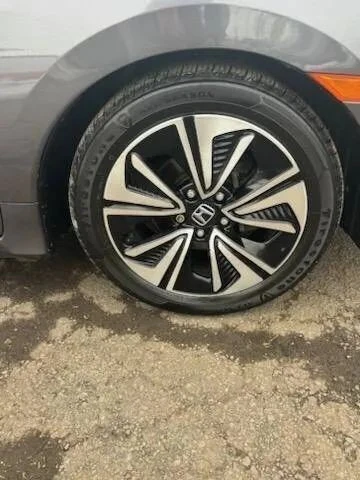 2016 Honda Civic 10th Gen - Image 8 of 12