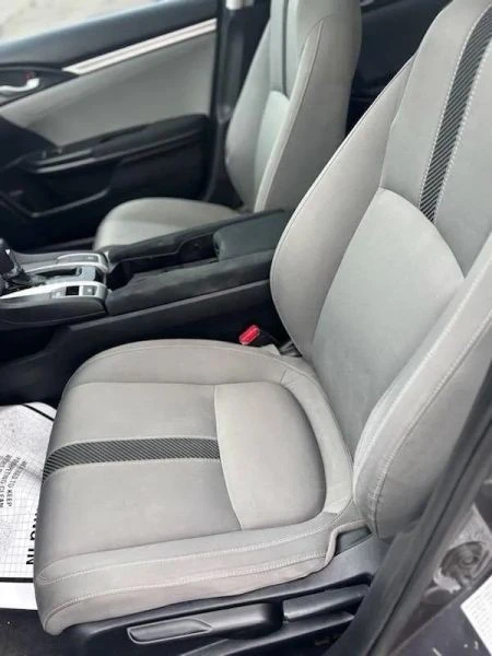 2016 Honda Civic 10th Gen - Image 10 of 12