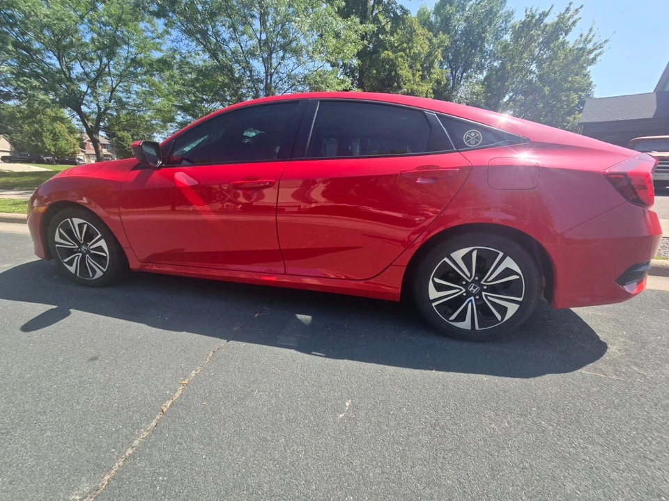 2016 Honda Civic 10th Gen - Image 7 of 24