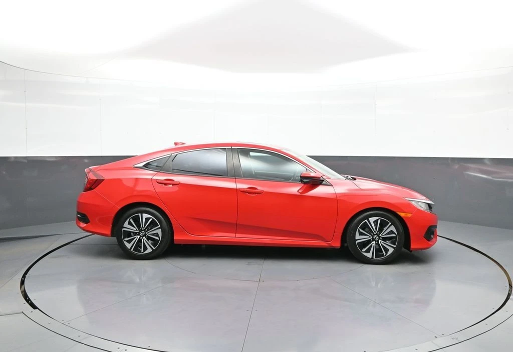2016 Honda Civic 10th Gen - Image 5 of 31