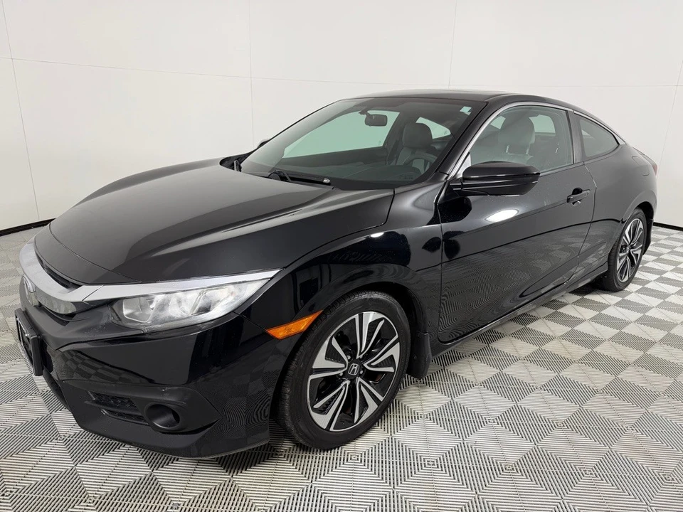 2016 Honda Civic 10th Gen - Image 9 of 12
