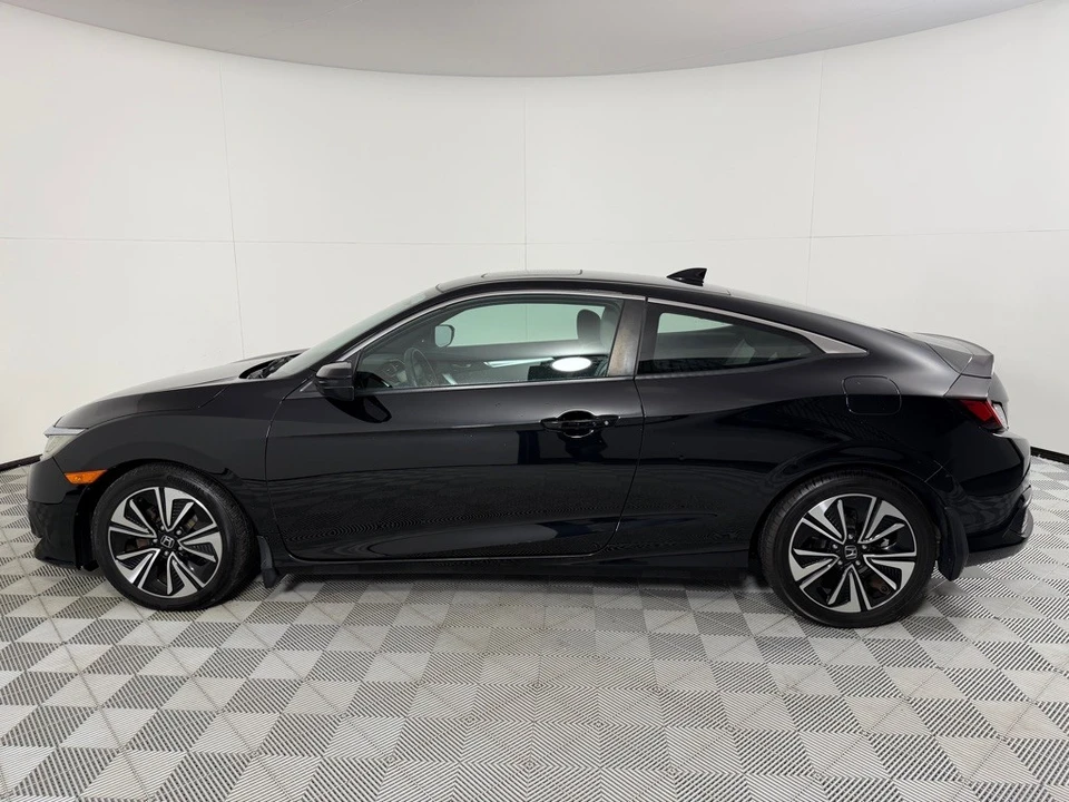 2016 Honda Civic 10th Gen - Image 8 of 12