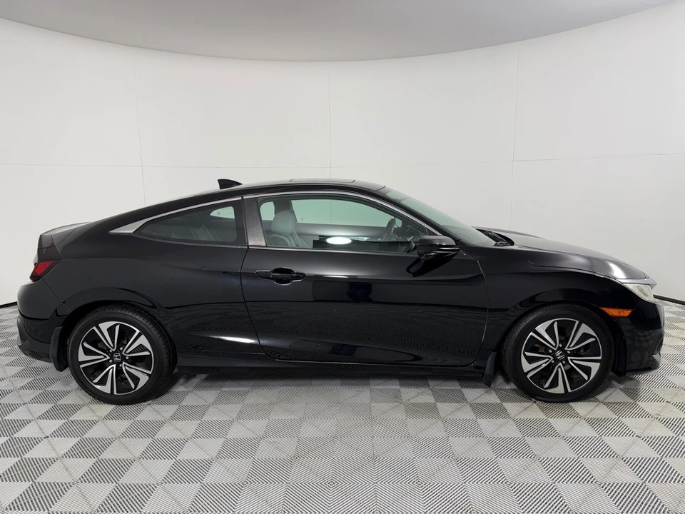 2016 Honda Civic 10th Gen - Image 4 of 12