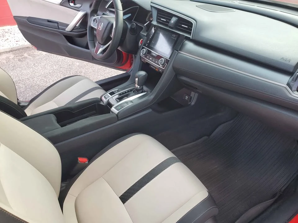 2016 Honda Civic 10th Gen - Image 11 of 20