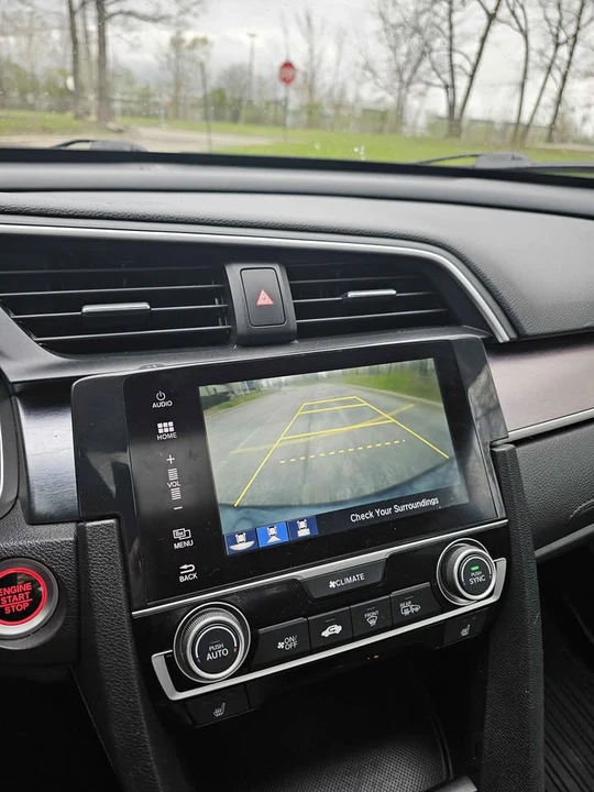 2016 Honda Civic 10th Gen - Image 14 of 17