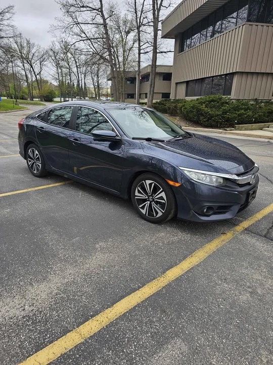 2016 Honda Civic 10th Gen - Image 3 of 17