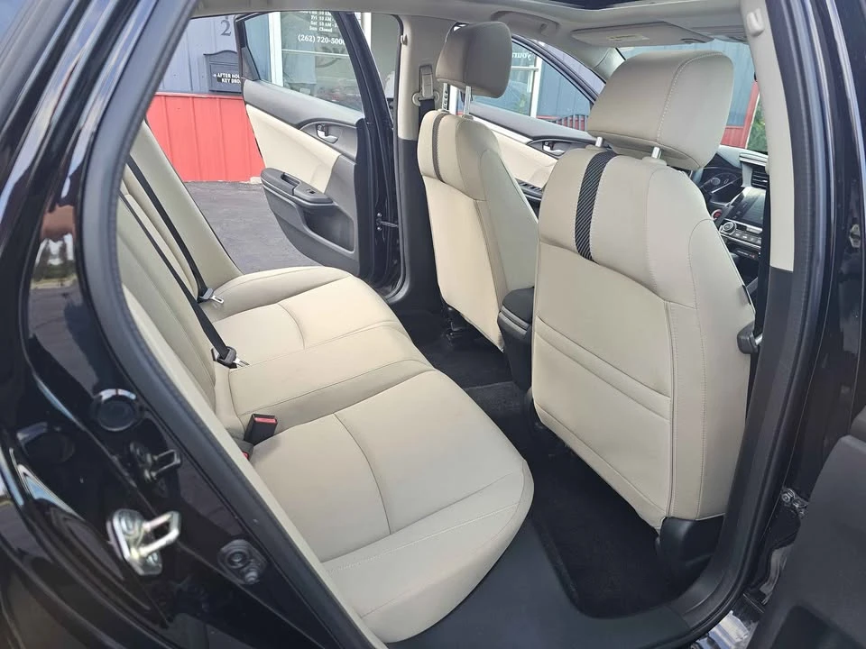 2016 Honda Civic 10th Gen - Image 19 of 20