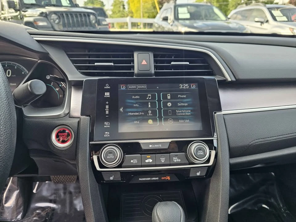 2016 Honda Civic 10th Gen - Image 10 of 20