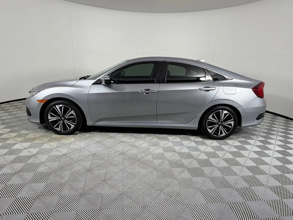 2016 Honda Civic 10th Gen - Image 7 of 22