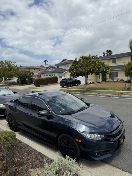2016 Honda Civic 10th Gen - Image 5 of 19