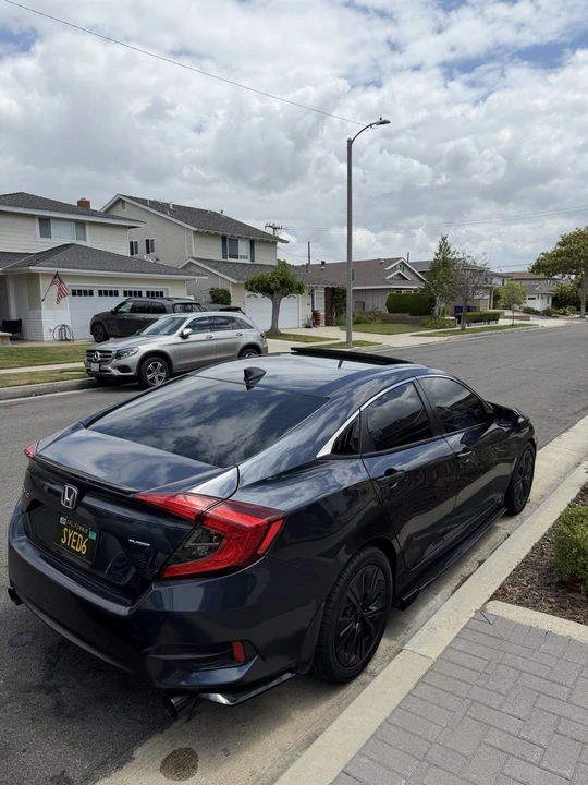 2016 Honda Civic 10th Gen - Image 3 of 19