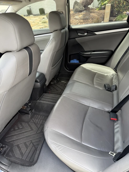 2016 Honda Civic 10th Gen - Image 13 of 19