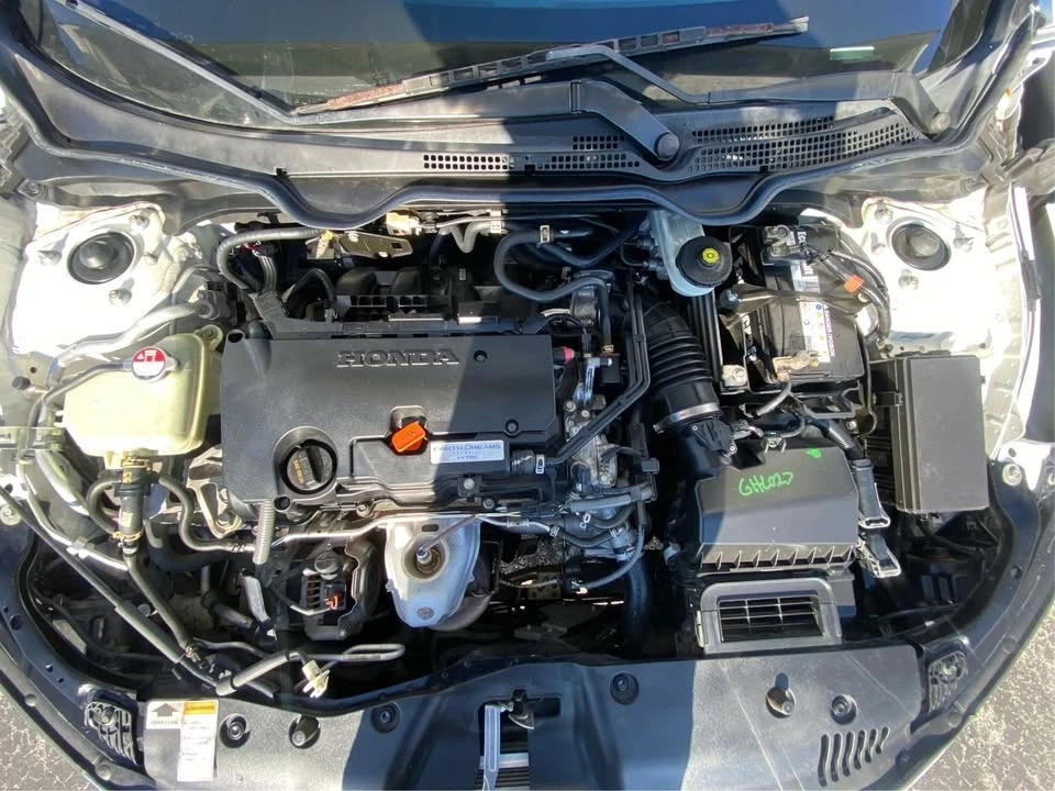 2016 Honda Civic 10th Gen - Image 8 of 20