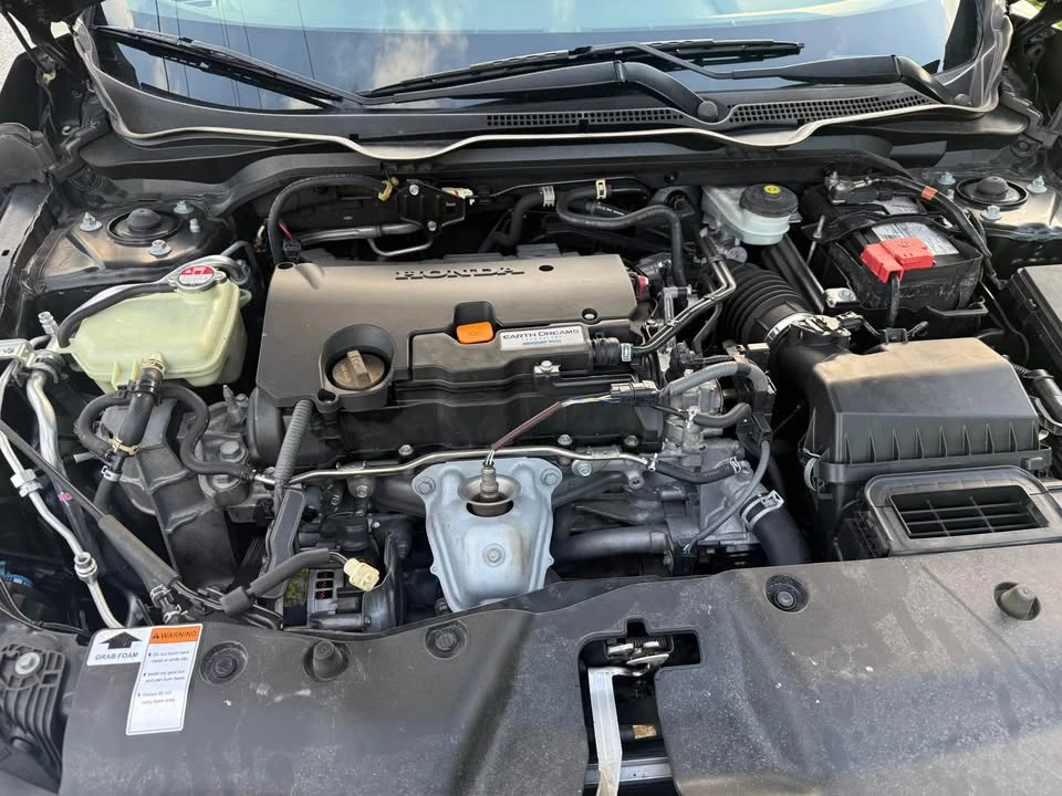2016 Honda Civic 10th Gen - Image 9 of 9