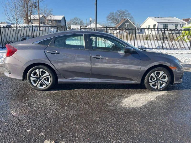 2016 Honda Civic 10th Gen - Image 3 of 12