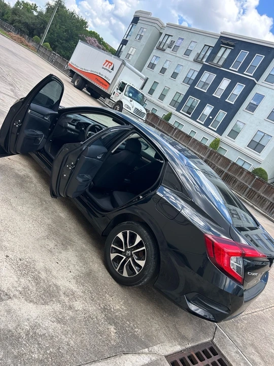 2016 Honda Civic 10th Gen - Image 10 of 20