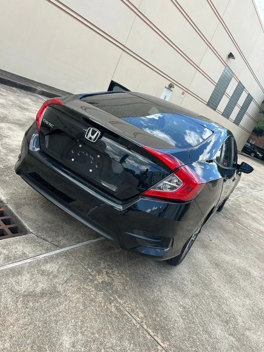 2016 Honda Civic 10th Gen - Image 6 of 20