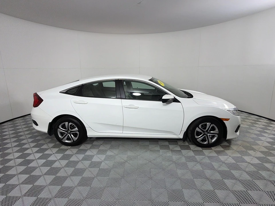 2016 Honda Civic 10th Gen - Image 4 of 22