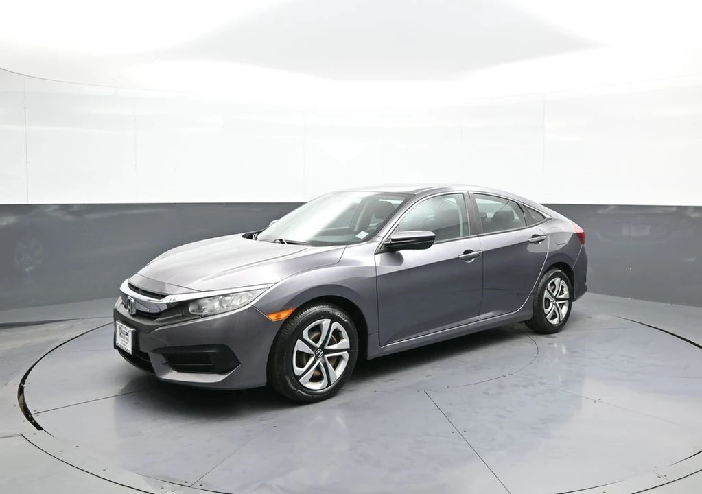 2016 Honda Civic 10th Gen - Image 10 of 12