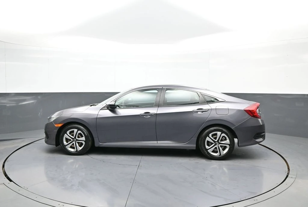 2016 Honda Civic 10th Gen - Image 9 of 12