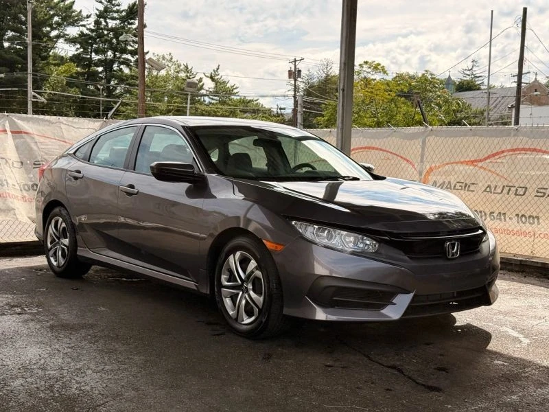 2016 Honda Civic 10th Gen - Image 6 of 12