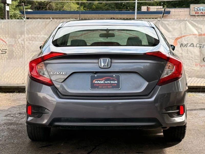 2016 Honda Civic 10th Gen - Image 10 of 12