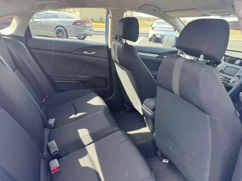 2016 Honda Civic 10th Gen - Image 7 of 11