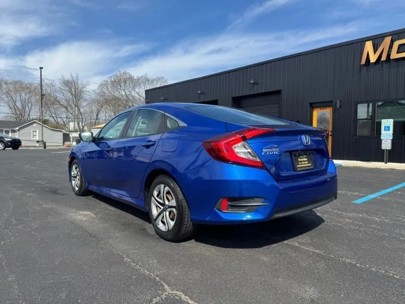 2016 Honda Civic 10th Gen - Image 2 of 11
