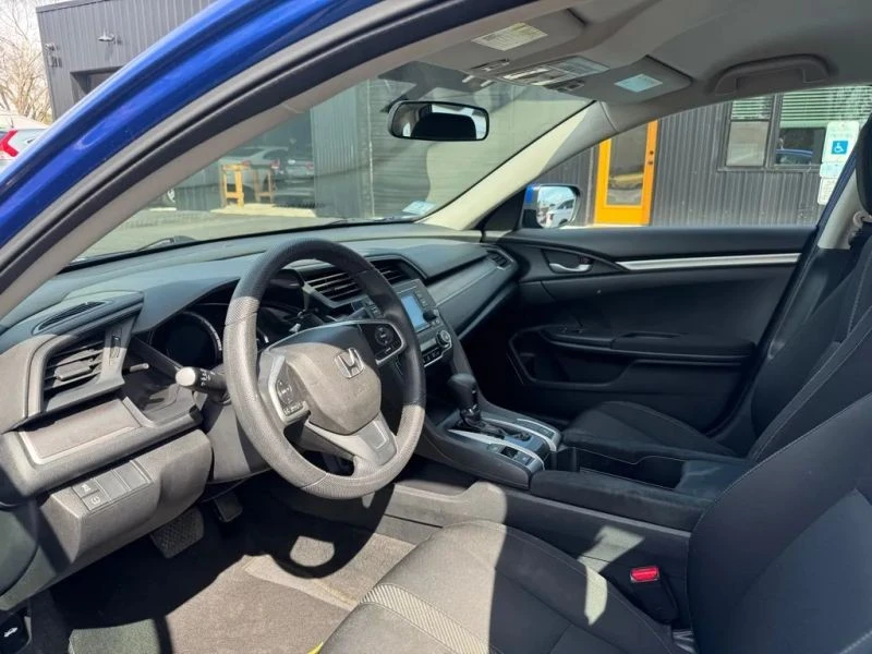 2016 Honda Civic 10th Gen - Image 5 of 11